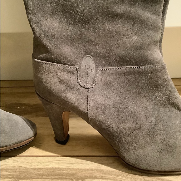 Vintage FINNISH Grey Suede leather  fold over 3” heeled boots - Picture 6 of 12